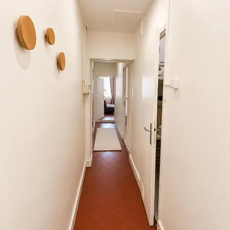 Appartement T2 Avec Terrasse Au Cœur De