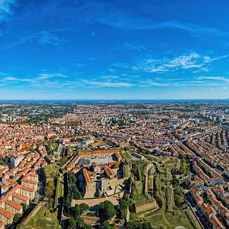 Appartement T2 Avec Terrasse Au Cœur De *